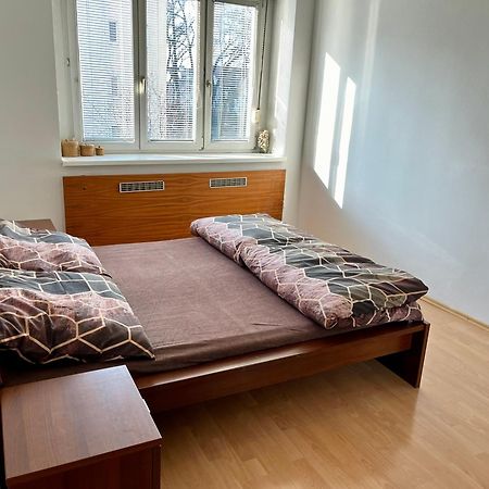 ברטיסלאבה Victory Apartment מראה חיצוני תמונה